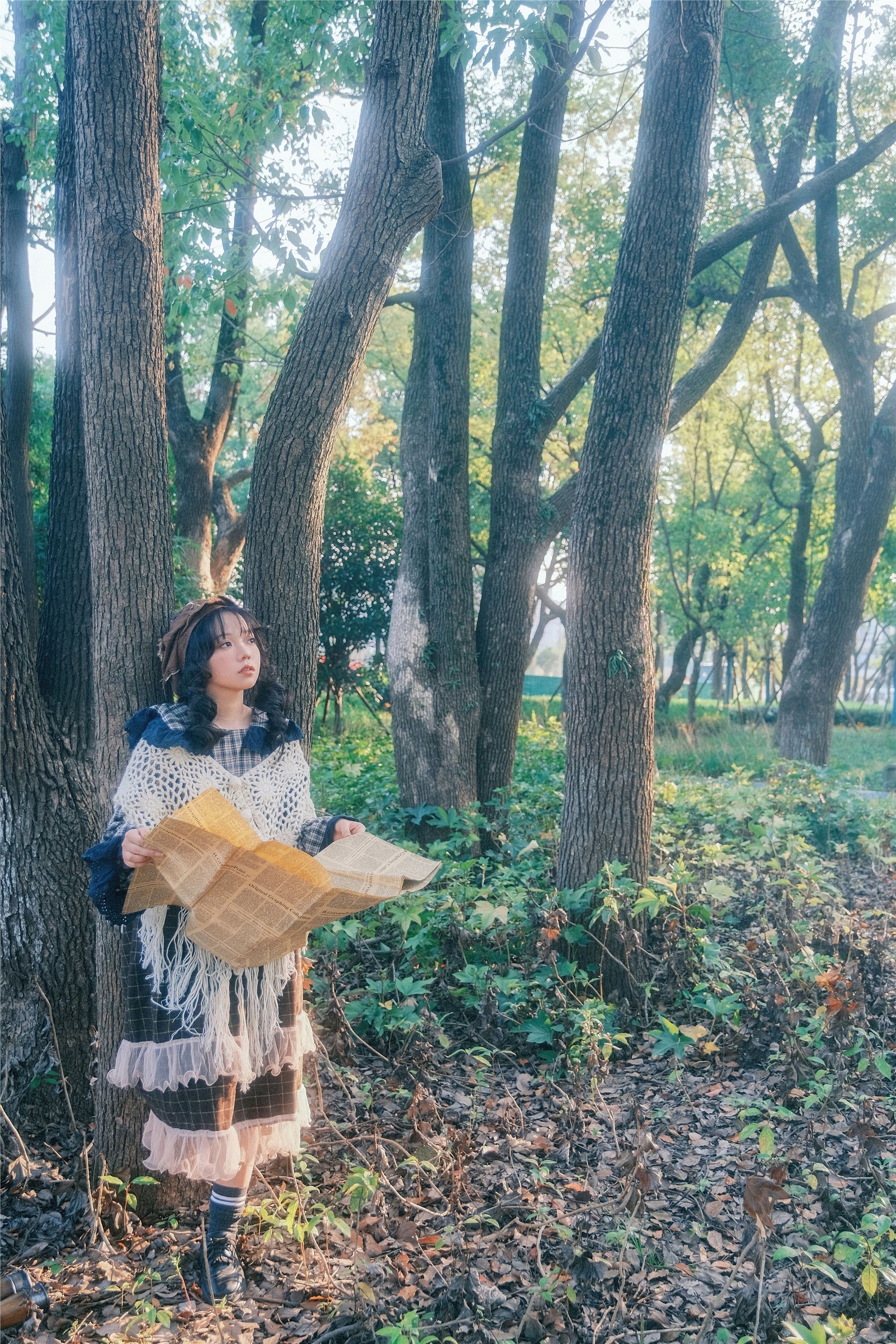 YITUYU 艺图语 2025.03.12 秋天才刚有风景 贝贝不睡觉